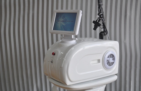 Portable Co2 Fractional Medical Laser Machine For Face Wrinkle Removal ( 30W RF tube )